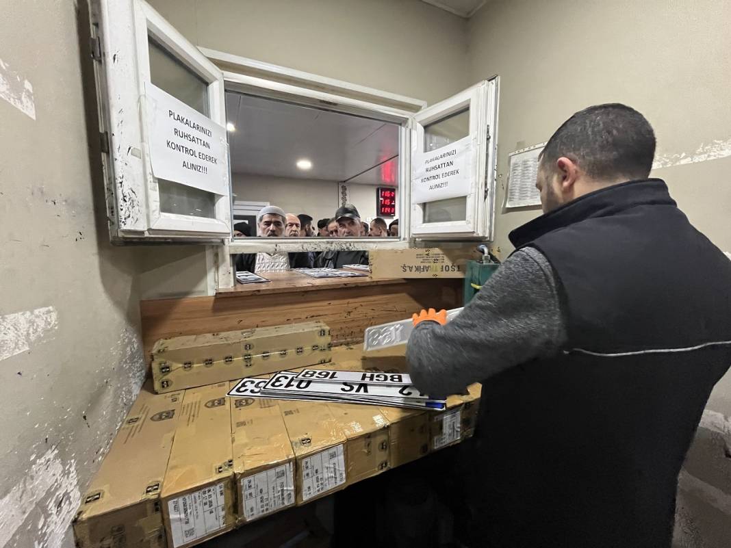 Konya'da APP plaka korkusu! Günde 900 plaka basıyorlar 4